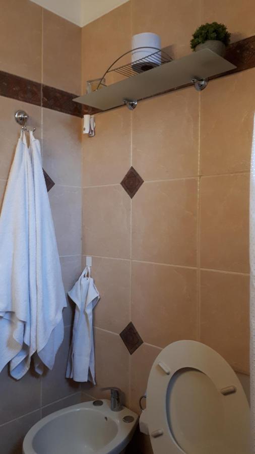Comoda Casa Con Inmejorable Ubicacion Y Servicios Villa Fray Bentos Exterior photo
