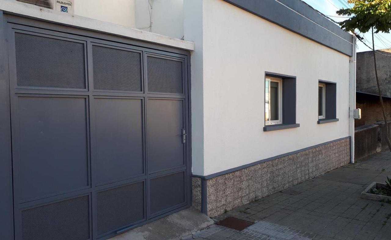 Comoda Casa Con Inmejorable Ubicacion Y Servicios Villa Fray Bentos Exterior photo